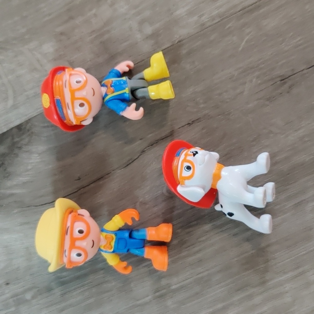 Blippi figures